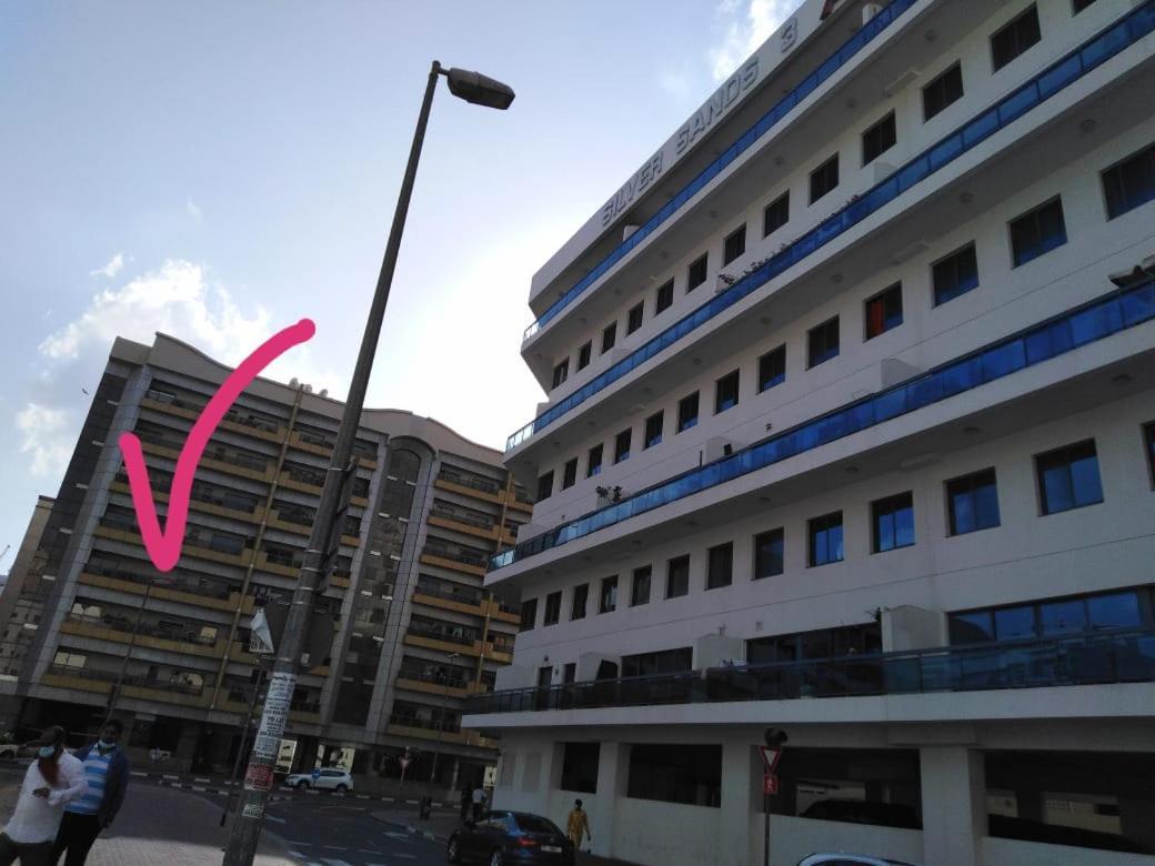 Bright Sunshine Holiday Home Shared Apartments 迪拜 外观 照片