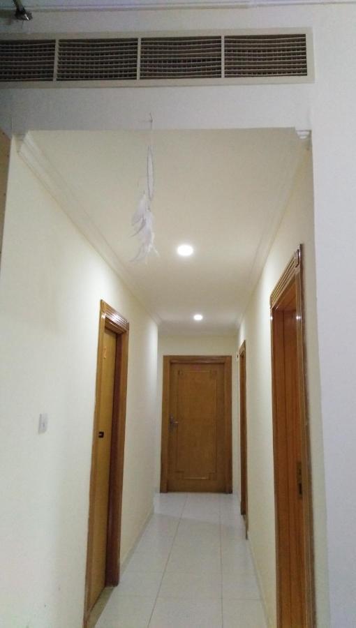 Bright Sunshine Holiday Home Shared Apartments 迪拜 外观 照片